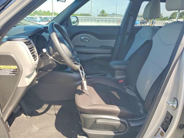 2017 KIA SOUL Base