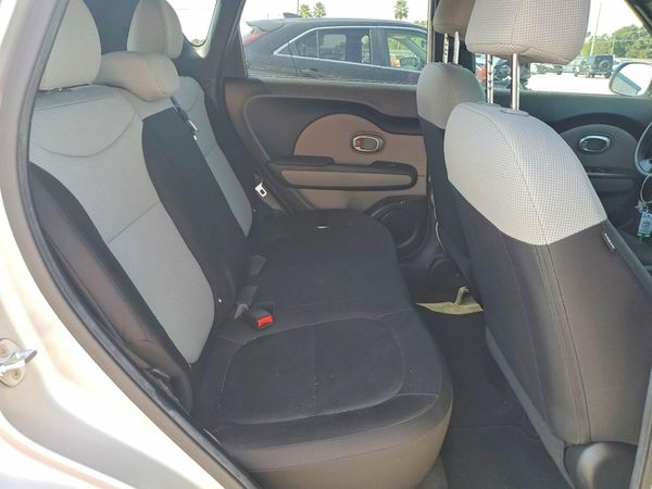 2017 KIA SOUL Base