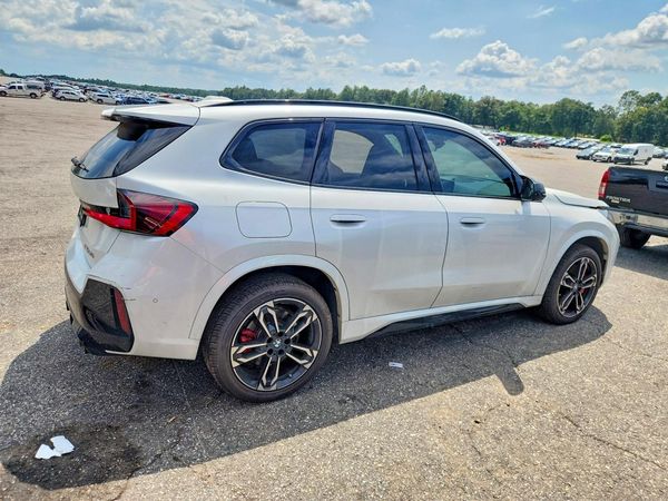 2024 BMW X1 M35i