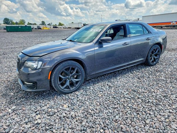 2021 CHRYSLER 300