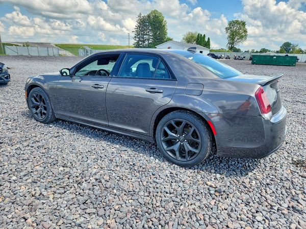 2021 CHRYSLER 300