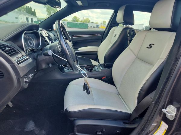 2021 CHRYSLER 300