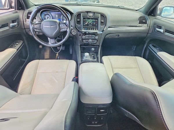 2021 CHRYSLER 300