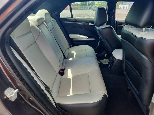 2021 CHRYSLER 300