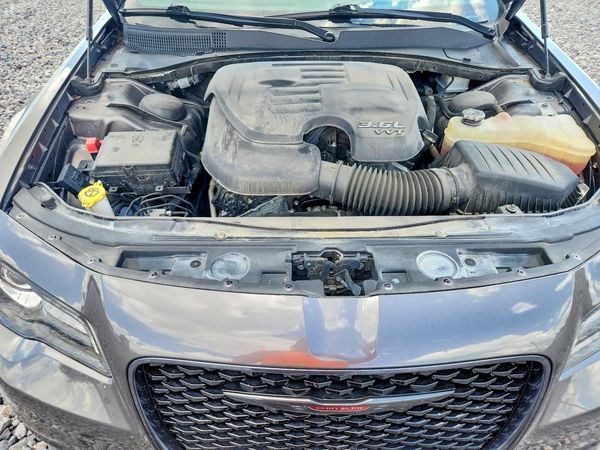 2021 CHRYSLER 300