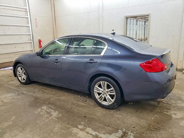 2012 INFINITI G37