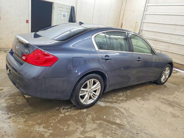 2012 INFINITI G37