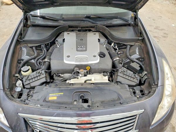 2012 INFINITI G37