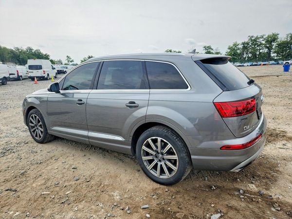 2017 AUDI Q7 quattro Premium