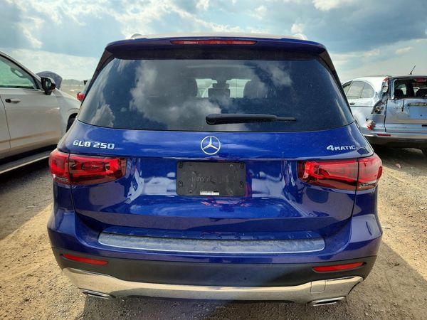 2020 MERCEDES-BENZ GLB GLB250-4M