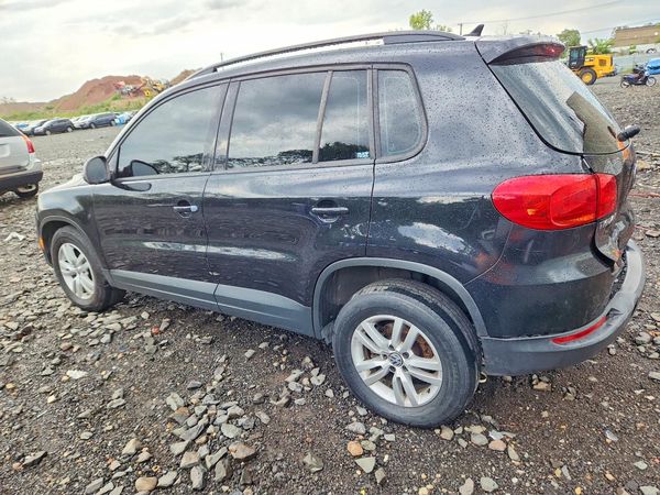 2017 VOLKSWAGEN TIGUAN