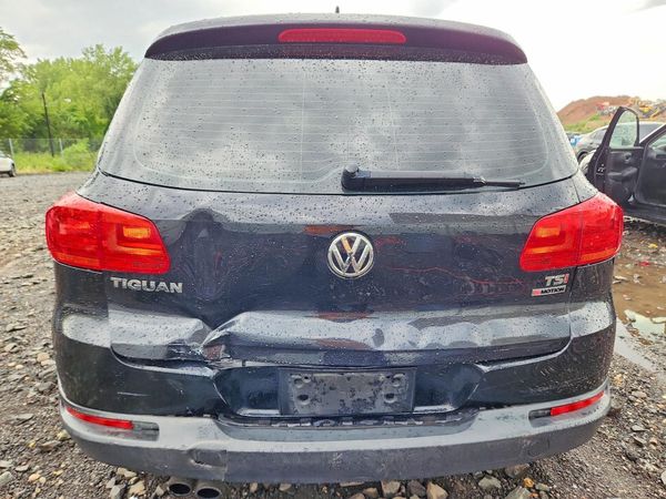 2017 VOLKSWAGEN TIGUAN