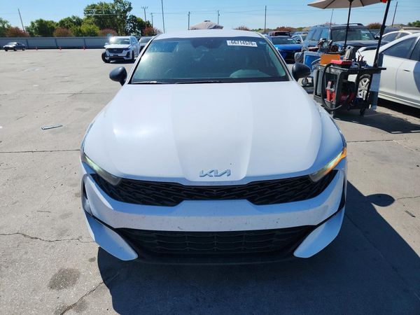 2022 KIA K5