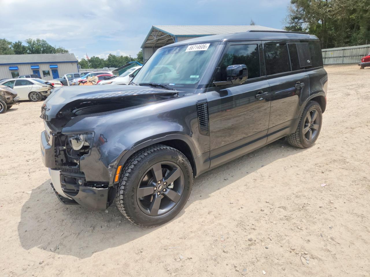 2024 LAND ROVER DEFENDER