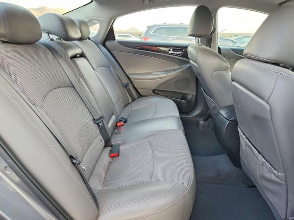 2014 HYUNDAI SONATA