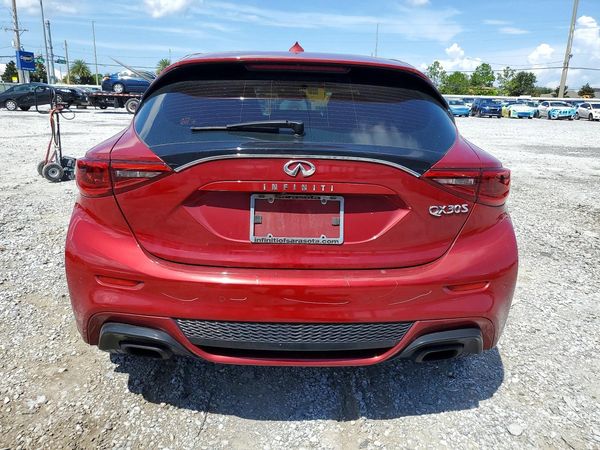 2018 INFINITI QX30