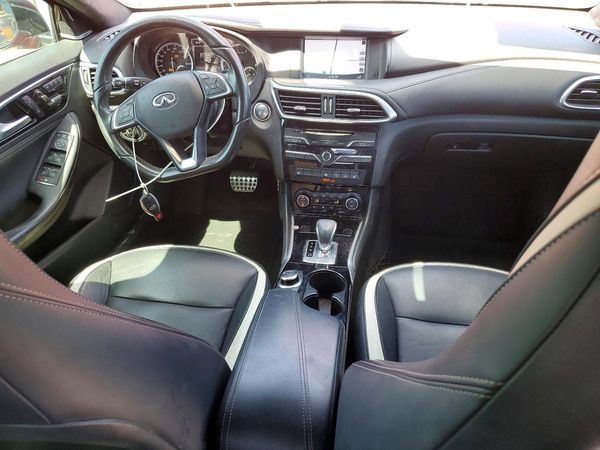 2018 INFINITI QX30