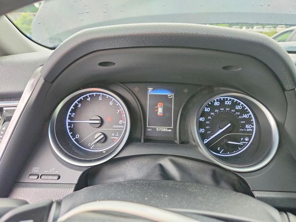 2018 TOYOTA CAMRY