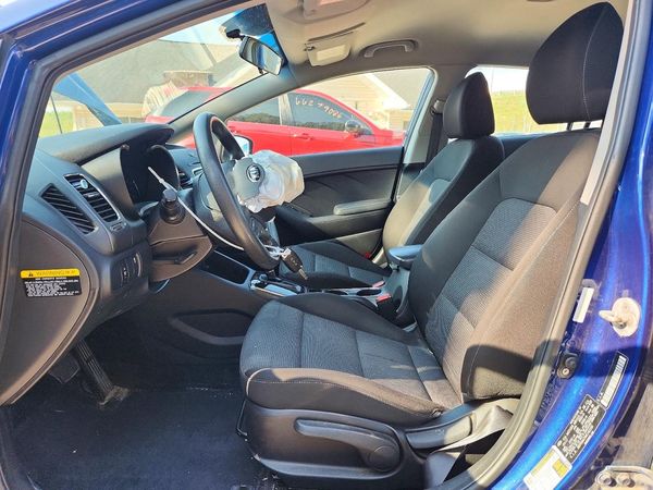 2017 KIA FORTE