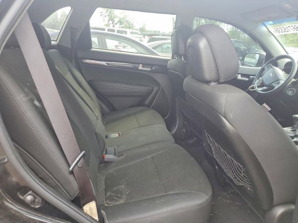 2015 KIA SORENTO GL