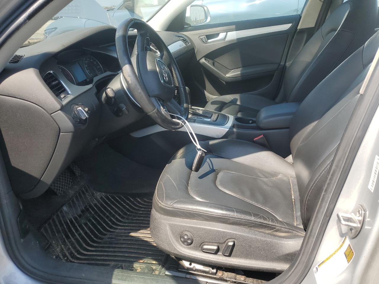 2011 AUDI A4 quattro Premium Plus