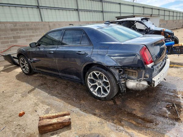 2018 CHRYSLER 300