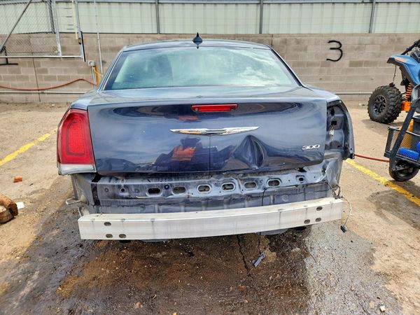 2018 CHRYSLER 300