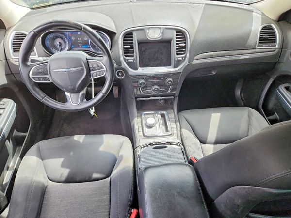 2018 CHRYSLER 300