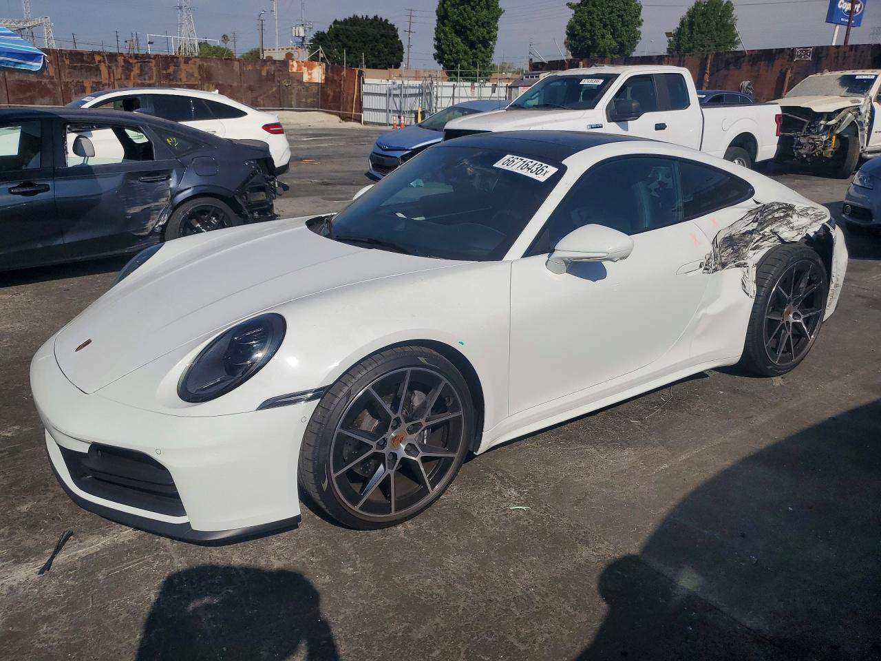 2025 PORSCHE 911