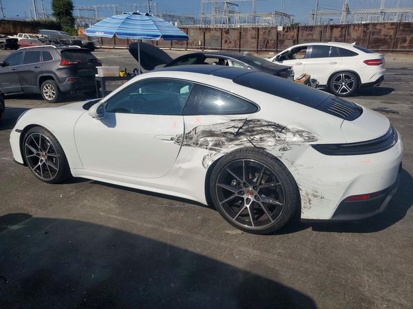 2025 PORSCHE 911