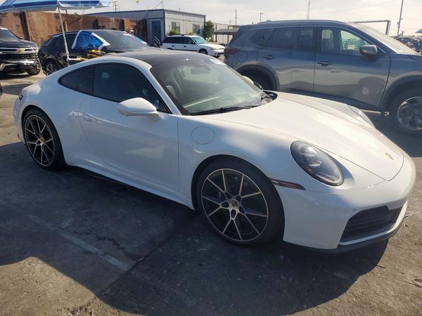 2025 PORSCHE 911