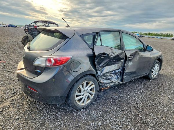 2012 MAZDA 3 Touring/GS