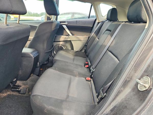 2012 MAZDA 3 Touring/GS