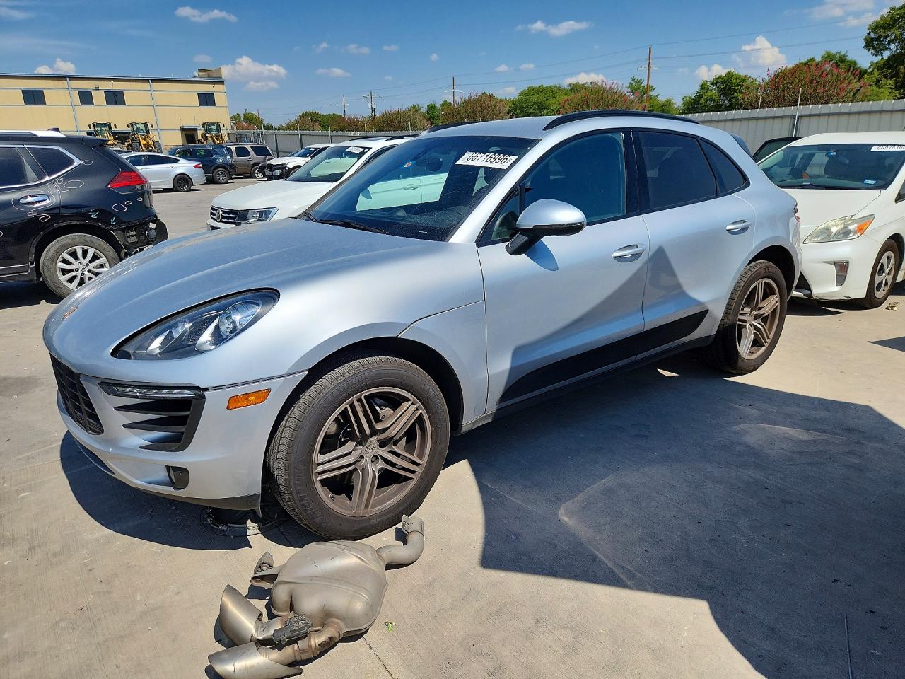 2015 PORSCHE MACAN
