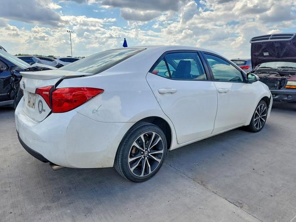 2017 TOYOTA COROLLA