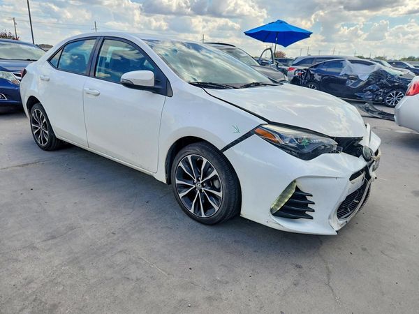 2017 TOYOTA COROLLA