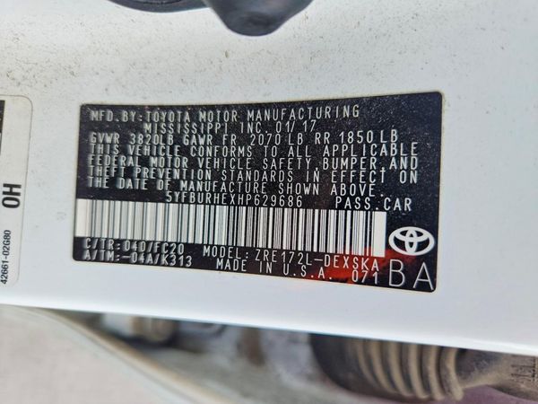 2017 TOYOTA COROLLA