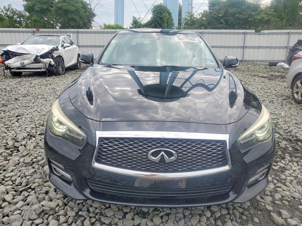 2015 INFINITI Q50