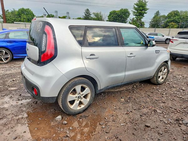 2019 KIA SOUL