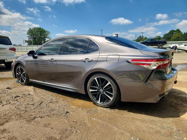 2020 TOYOTA CAMRY XSE