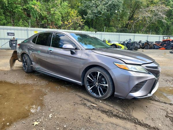 2020 TOYOTA CAMRY XSE