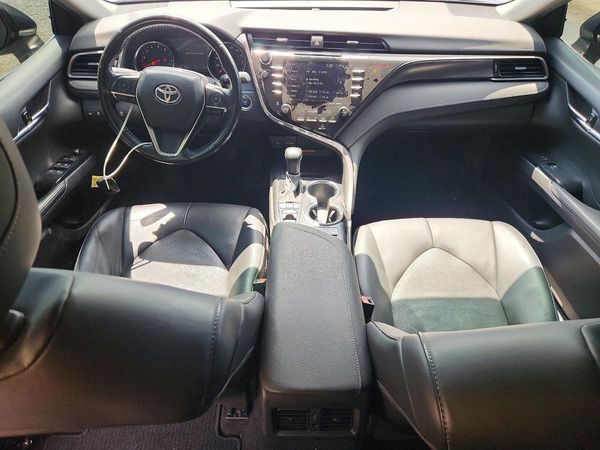 2020 TOYOTA CAMRY XSE