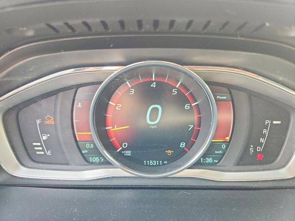 2015 VOLVO S60 Premier+ (non R design)