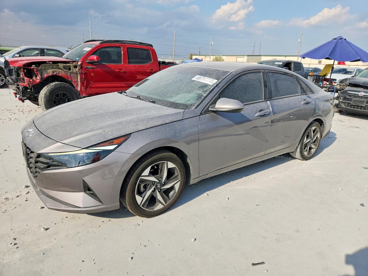 2023 HYUNDAI ELANTRA SEL