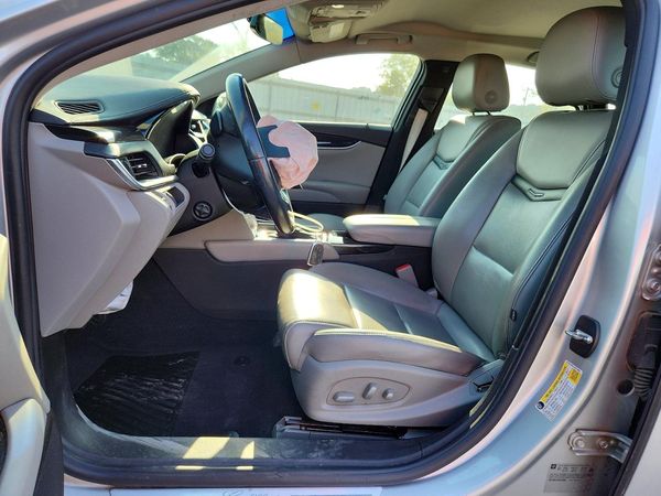 2016 CADILLAC XTS — DENT
