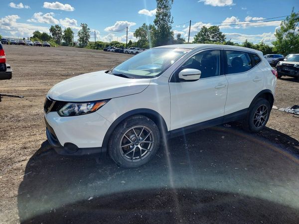 2019 NISSAN ROGUE — Front 3/4