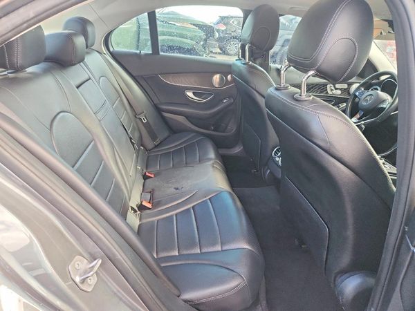 2017 MERCEDES-BENZ C C300