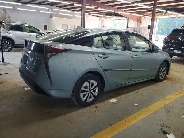 2018 TOYOTA PRIUS