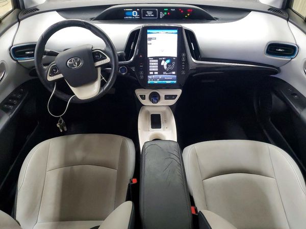 2018 TOYOTA PRIUS