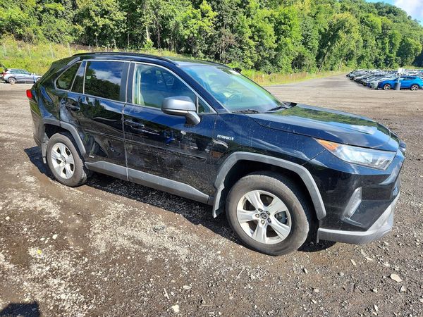 2019 TOYOTA RAV4